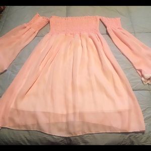 Women’s pink off the shoulder dress Sz L